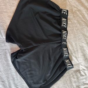Nike women’s shorts
